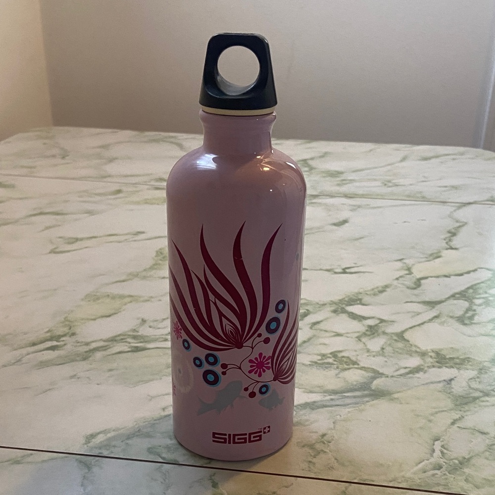 SIGG Lavender Stainless Steel Water Bottle